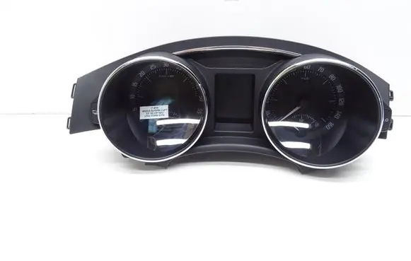 Skoda Superb B6 (3T) Speedometer (instrument cluster) 3T2920941M