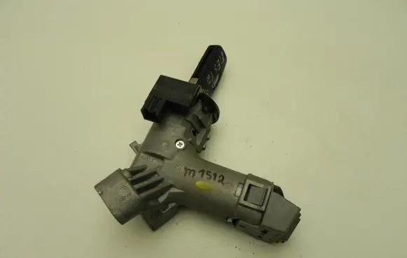 Ford Fiesta Ignition lock 8V513F880CG M1512