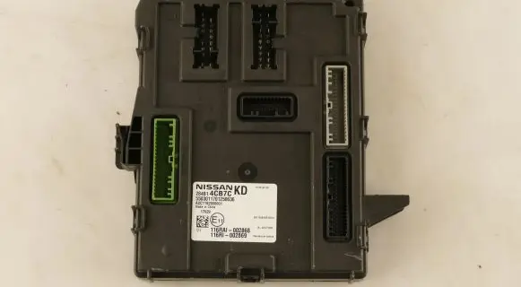 Nissan X-Trail T32 Fuse module 284814CB7C
