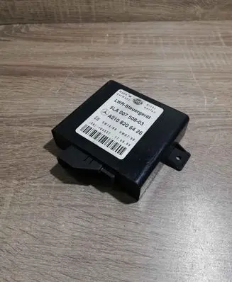 Mercedes-Benz E W210 Light module LCM 5LA00750803 A2108206426