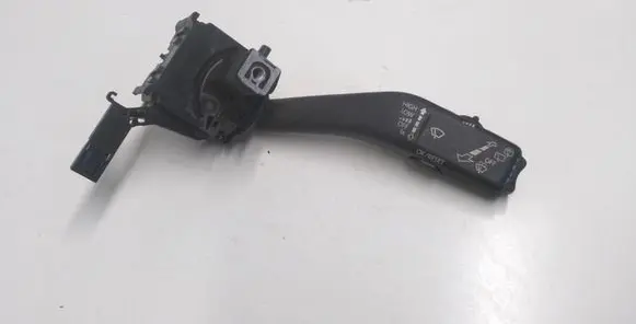 Volkswagen Tiguan Wiper control stalk 1K0953519J
