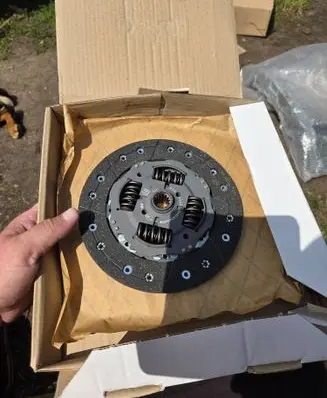 Opel Corsa D Clutch pressure plate 55567784 9223223