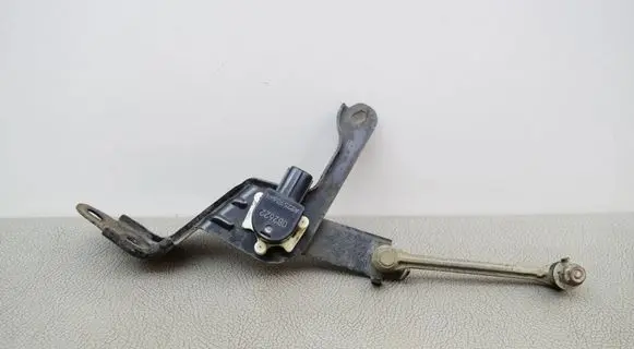 Mitsubishi Outlander Rear air suspension level height sensor A225936