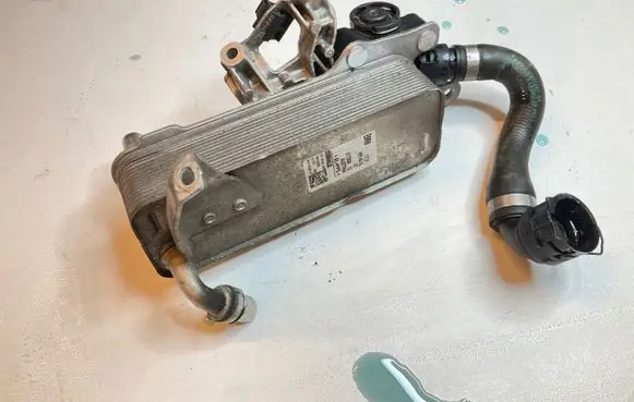BMW 4 F36 Gran coupe Transmission/gearbox oil cooler 8514515