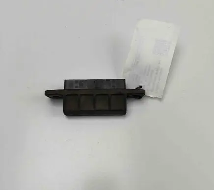 Toyota Prius+ (ZVW40) Tailgate/boot open switch button 8484028040