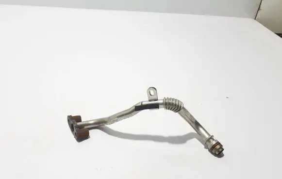 Renault Arkana Turbo turbocharger oiling pipe/hose 151981854R