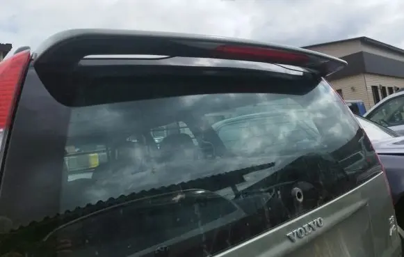 Volvo V70 Tailgate/trunk spoiler 