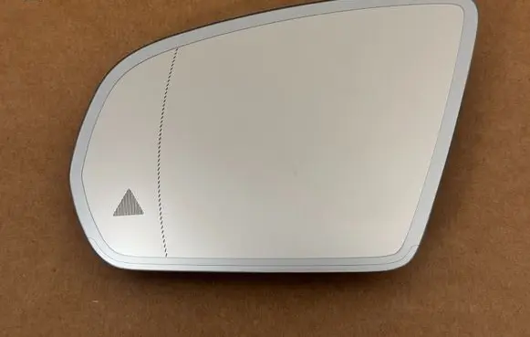 Mercedes-Benz C W205 Wing mirror glass A0998100516