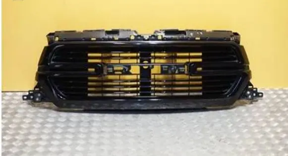 Ram 1500 Front bumper upper radiator grill 68366528AH