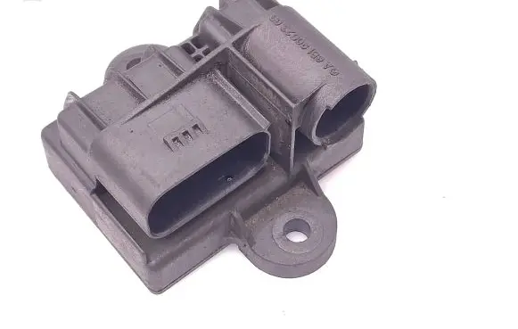 Mercedes-Benz Sprinter W906 Glow plug pre-heat relay A6519002303 51299070C 1403000594415