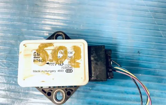 Opel Corsa D ESP acceleration yaw rate sensor 13267138 0265005748