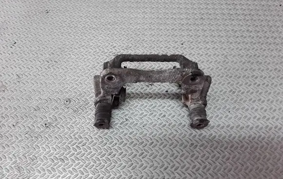 Toyota Corolla Verso AR10 Brake caliper pad carrier rear 
