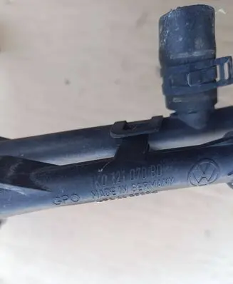 Volkswagen Tiguan Engine coolant pipe/hose 1K0121070BD
