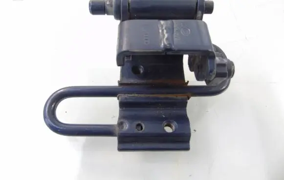 Seat Exeo (3R) Rear door lower hinge 8E0833411