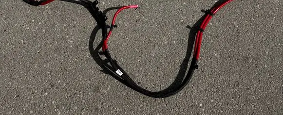 Jeep Grand Cherokee WL Positive cable (battery) P68380188AD