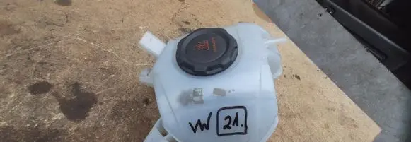 Coolant expansion tank/reservoir
