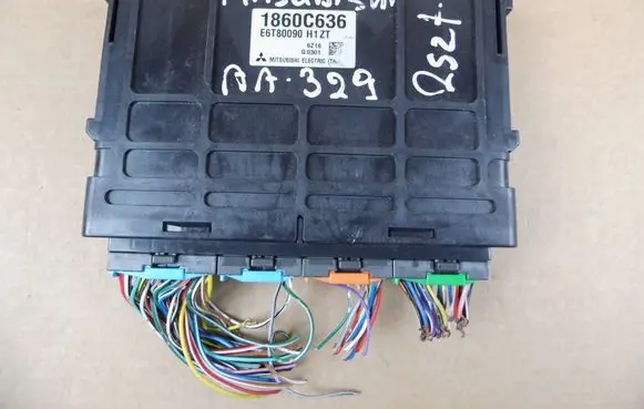 Mitsubishi Space Star Engine control unit/module 1860C636