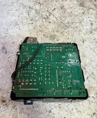 Renault Scenic II - Grand scenic II Fuse module 8200306032A S118399200D