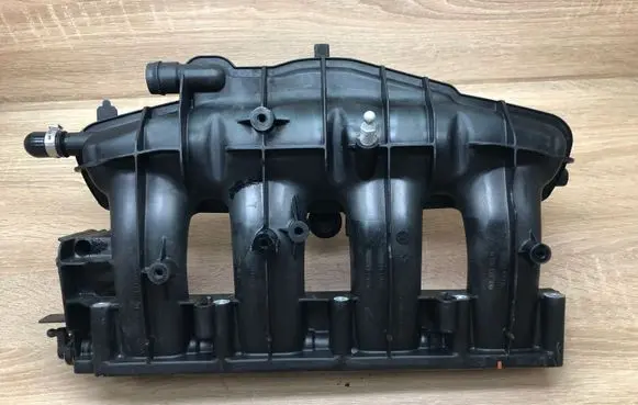 Audi A4 S4 B7 8E 8H Intake manifold 06F133201N 06F133185AA 06F133317G