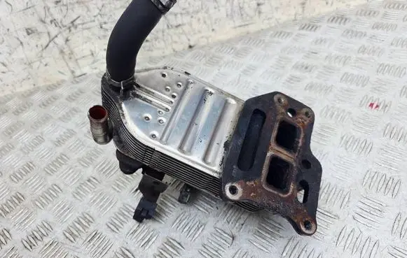 Mitsubishi ASX Oil filter mounting bracket