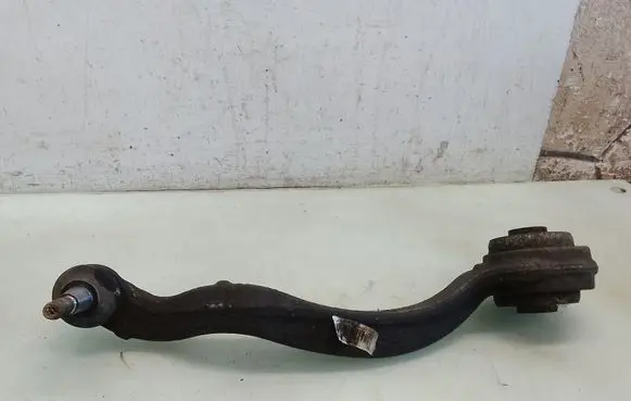 Front lower control arm/wishbone