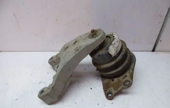 Seat Ibiza III (6L) Engine mounting bracket 6Q0199167CQ