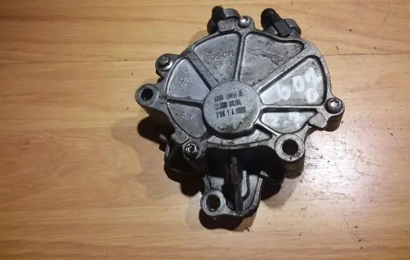 Peugeot 607 Vacuum pump 4R8Q2A451AE