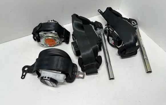 Volkswagen ID.3 Set of seat belts 10A857805B 10b857706h 10b857705e