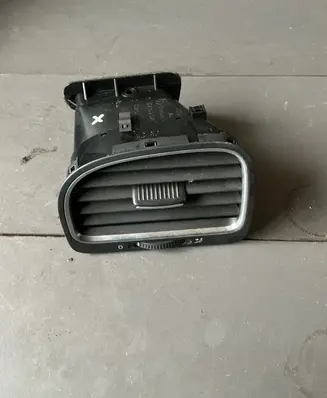 Dashboard side air vent grill/cover trim