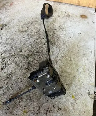 Renault Laguna II Front door lock 000662