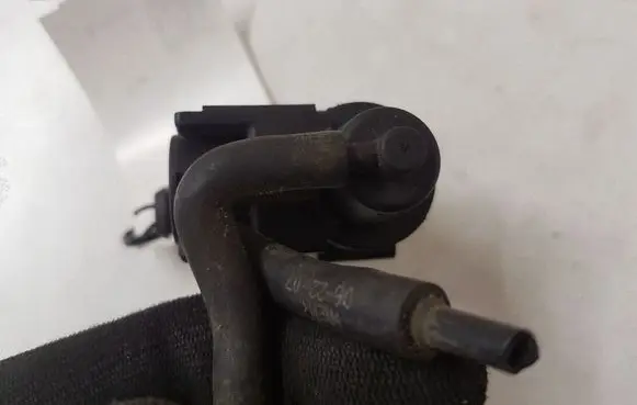 Audi A6 S6 C5 4B Turbo solenoid valve 059906628 70101900