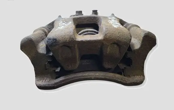Hyundai i40 Rear brake caliper