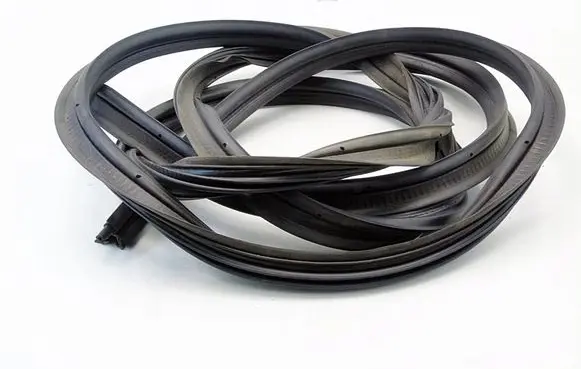 Nissan Almera Tino Seal rubber (tailgate) NIALTIUKNDL9