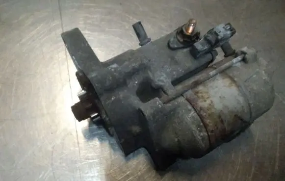 Toyota Yaris Starter motor 2810033050 4280000570