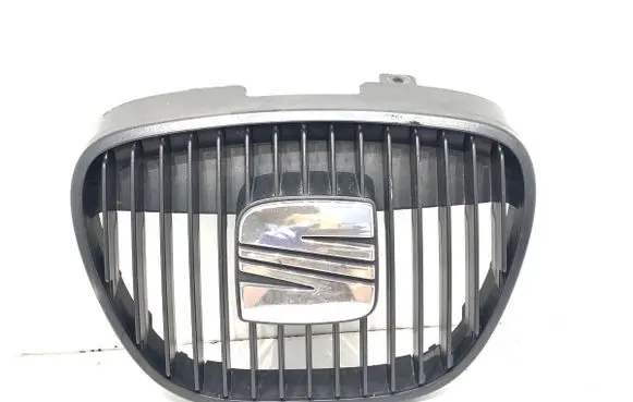 Seat Ibiza III (6L) Front grill 6L08536516L0853654