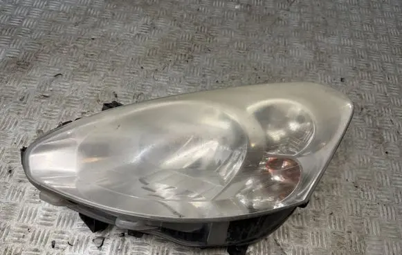 Peugeot Partner Headlight/headlamp 9677202480