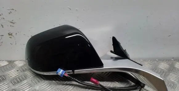 Tesla Model 3 Front door electric wing mirror 048799