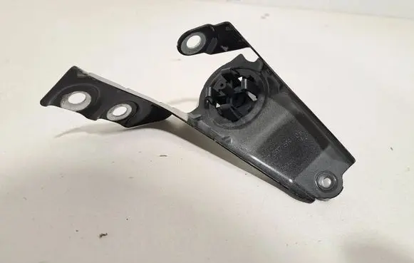 BMW X4 G02 Fender mounting bracket 7397514 7183752