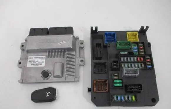 Citroen DS4 Engine ECU kit and lock set 9804828580 9810764880 9806687980