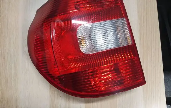 Skoda Yeti (5L) Rear/tail lights 5L0945111