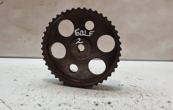 Volkswagen Golf II Fuel pump gear (pulley) 068130111