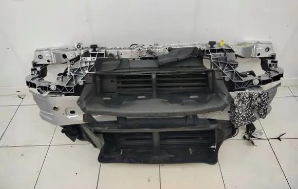 Ford Focus Radiator support slam panel 