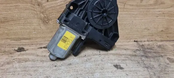 Volvo V60 Rear door window regulator motor 966264101