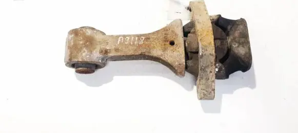 KIA Ceed Engine mount bracket