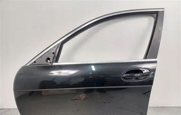 BMW 7 E65 E66 Front door 
