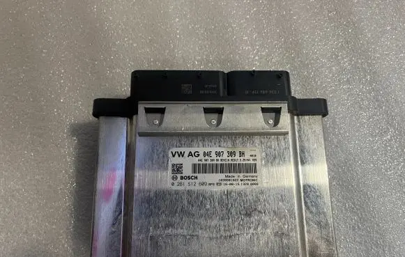 Skoda Octavia Mk3 (5E) Engine control unit/module ECU 04E907309BH