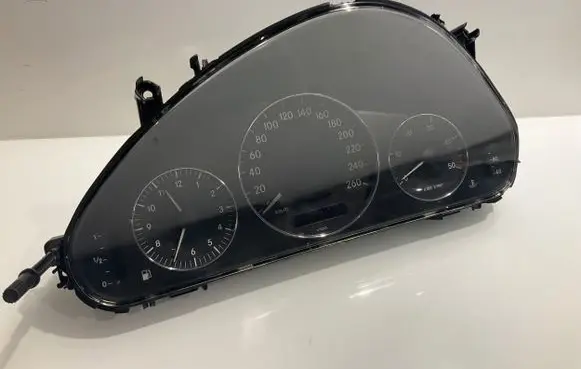 Mercedes-Benz E W211 Speedometer (instrument cluster) A2115403447 110080283009 2115403447