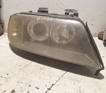 Audi A6 Allroad C5 Headlight/headlamp 15593000