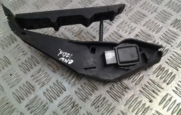 BMW 1 E81 E87 Accelerator throttle pedal 676693102