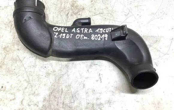 Opel Astra H Air intake duct part 55561910 329788454